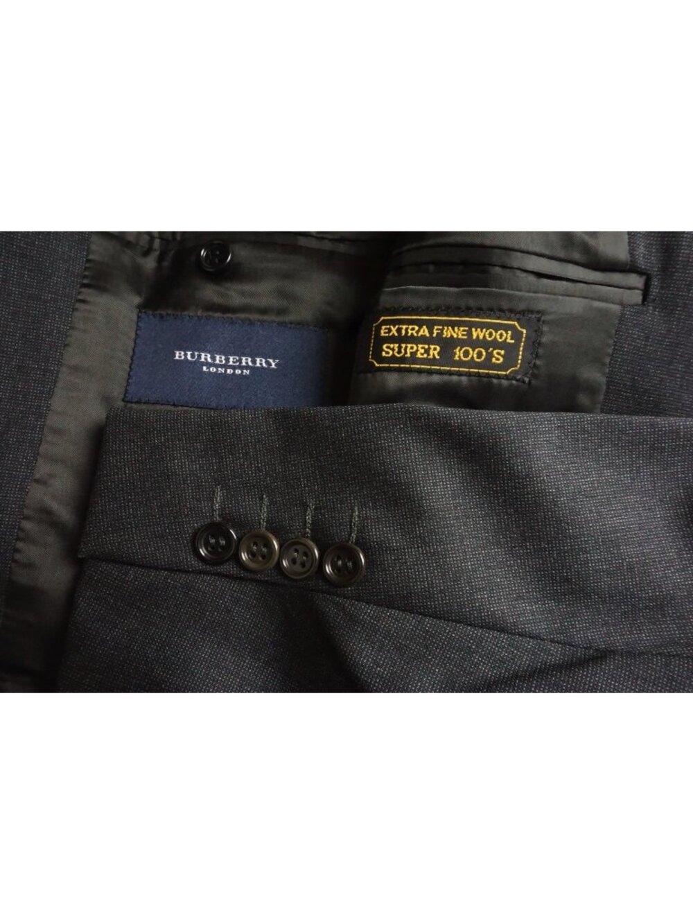 Burberry London Woven Dark Gray Wool 2 Pc Suit Jacket Pants Sz 44S BRAND NEW